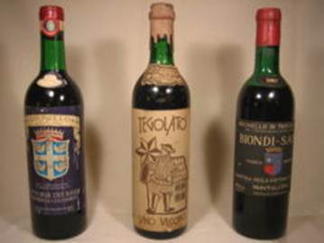 Tre etichette di vini famosi